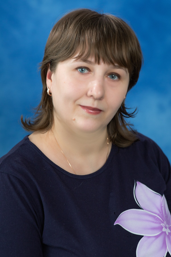 Педагогический работник Сургучева Елена Борисовна.